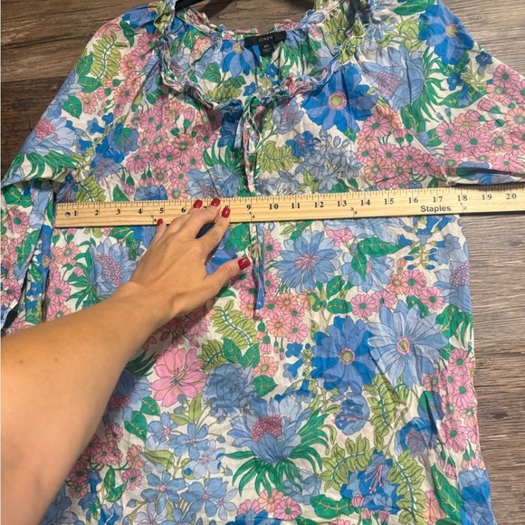 J. Crew Floral Blouse in Pastel Blue, Pink, and Green - Picture 6 of 6